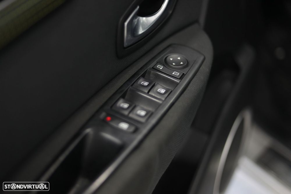 Renault Scénic 1.5 dCi Dynamique S - 16