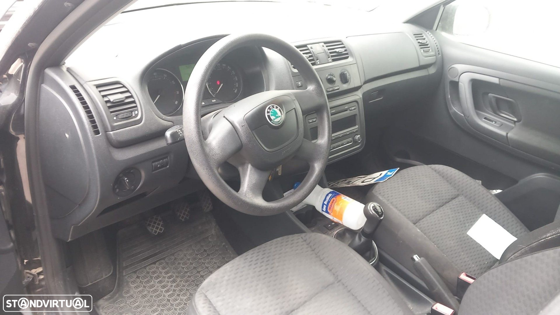Skoda Fábia 1.2i de 2010 disponível para peças - 6