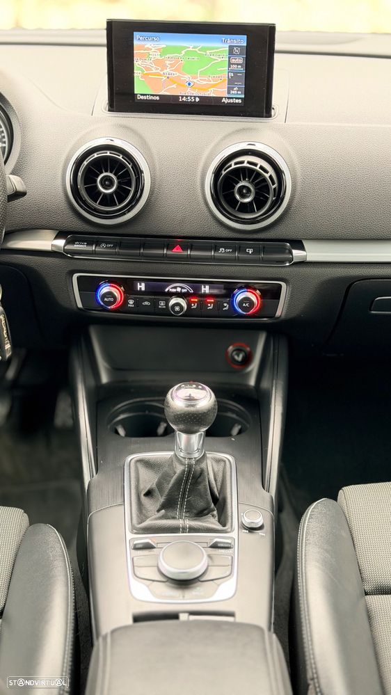 Audi A3 Limousine 2.0 TDI S-line - 14