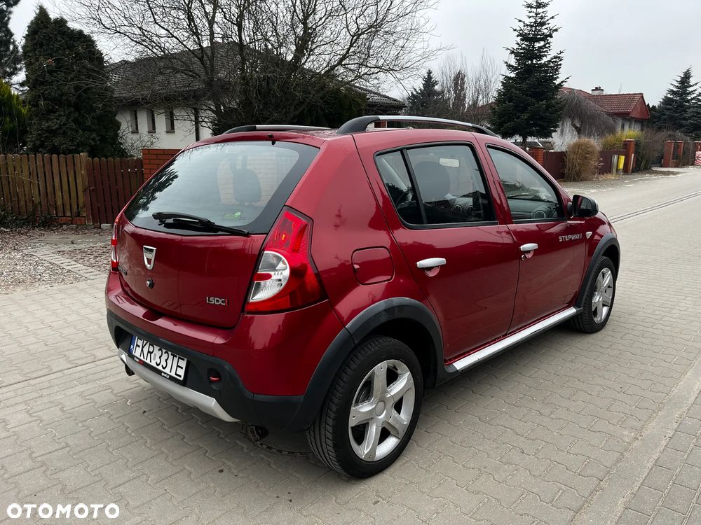 Dacia Sandero Stepway 1.5 dCi Laureate - 4