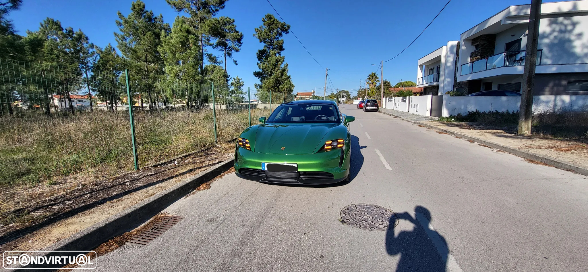 Porsche Taycan 4S - 13