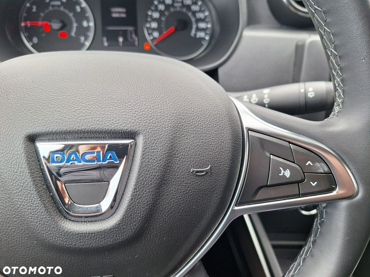 Dacia Duster 1.6 SCe Prestige - 15