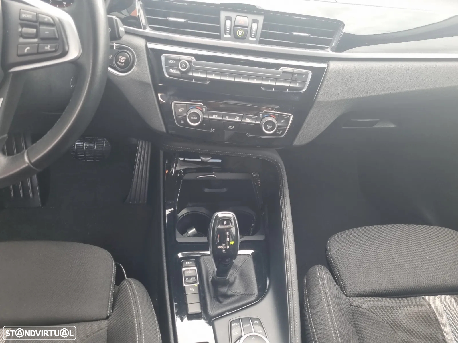 BMW X1 18 d sDrive Auto - 12