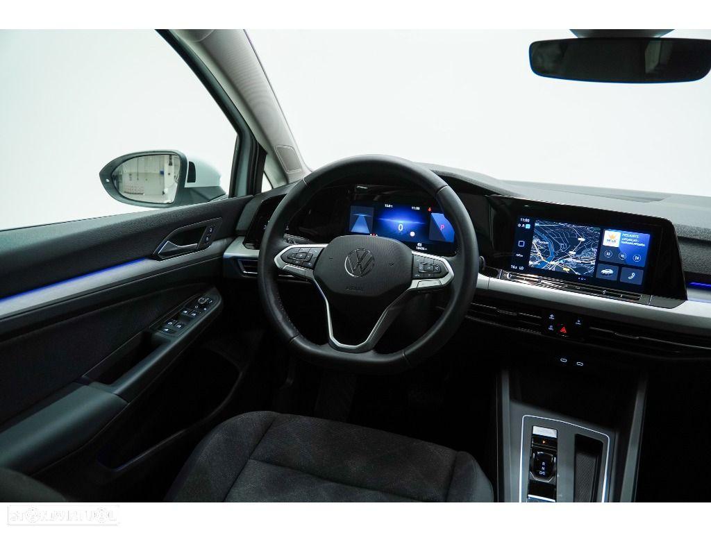 VW Golf Variant 2.0 TDi Life DSG - 2