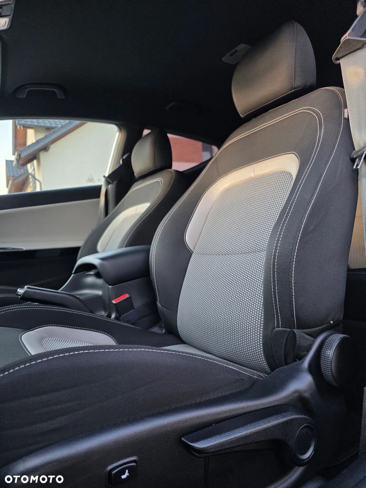 Kia ProCeed 1.6 GDI Spirit - 15