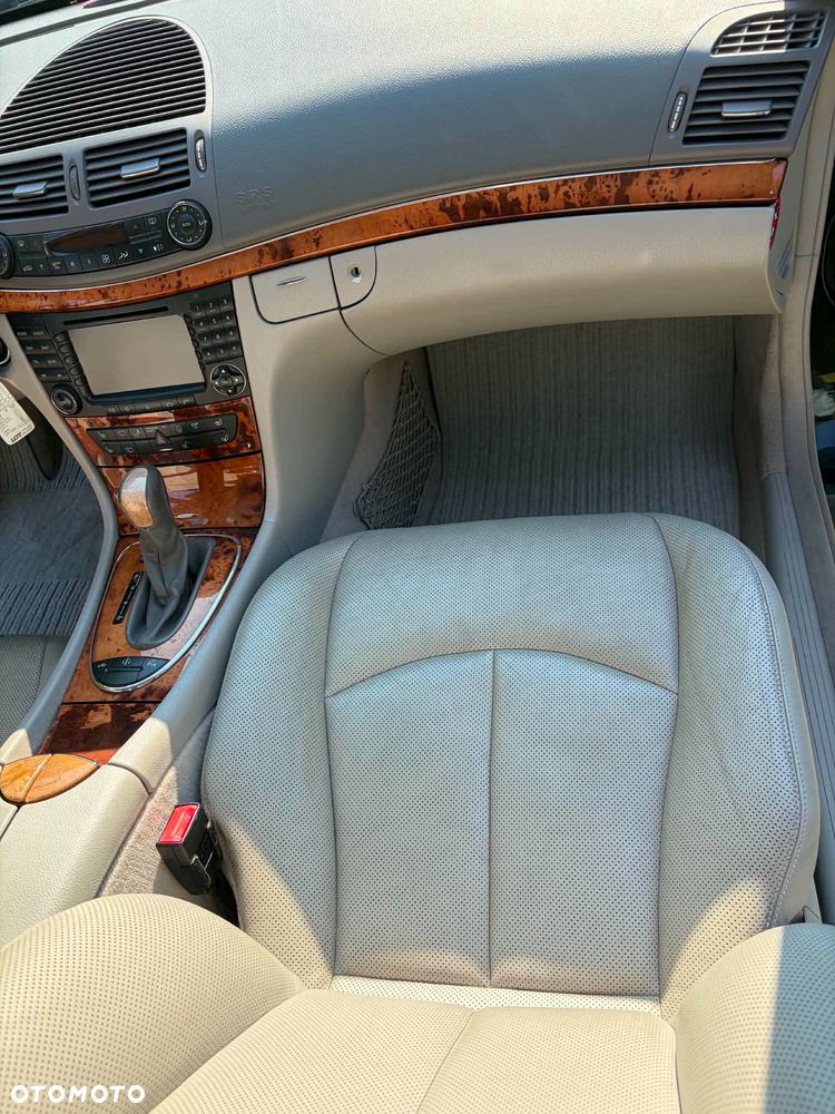 Mercedes-Benz Klasa E 320 T Avantgarde - 3