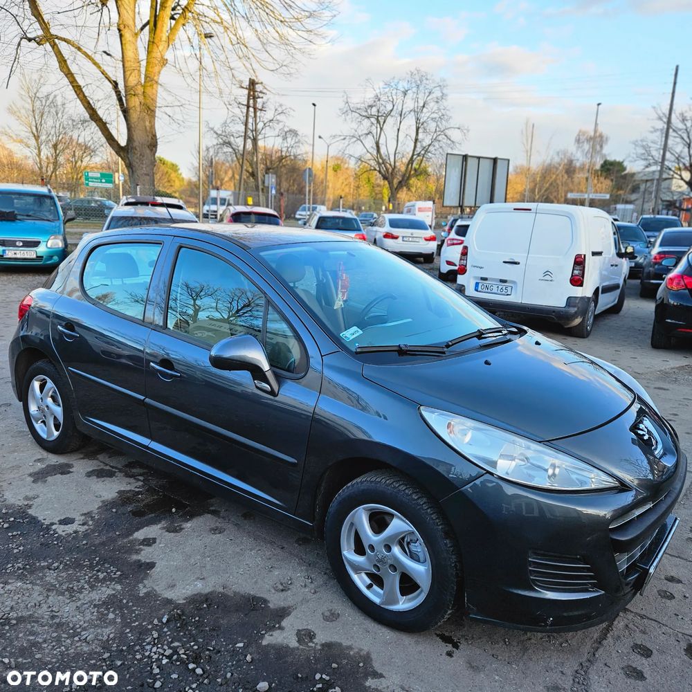 Peugeot 207 1.4 - 12