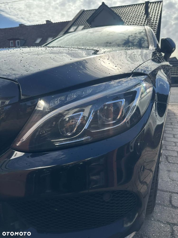 Mercedes-Benz Klasa C 300 7G-TRONIC - 22