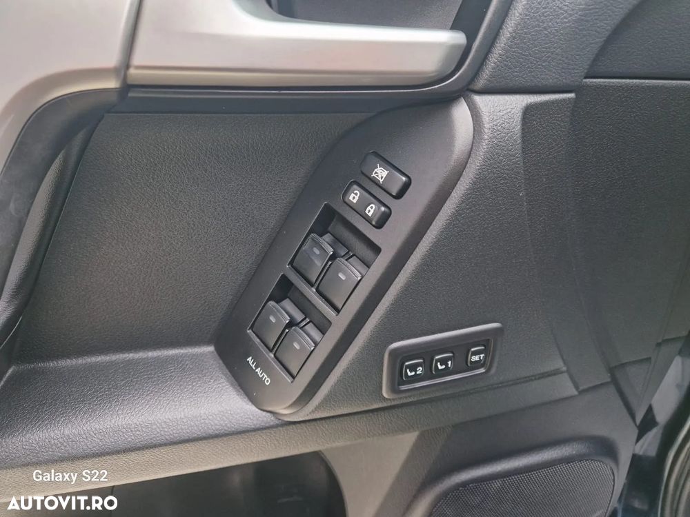 Toyota Land Cruiser 2.8l D-4D 204 CP A/T Luxury Black Matte Edition - 12