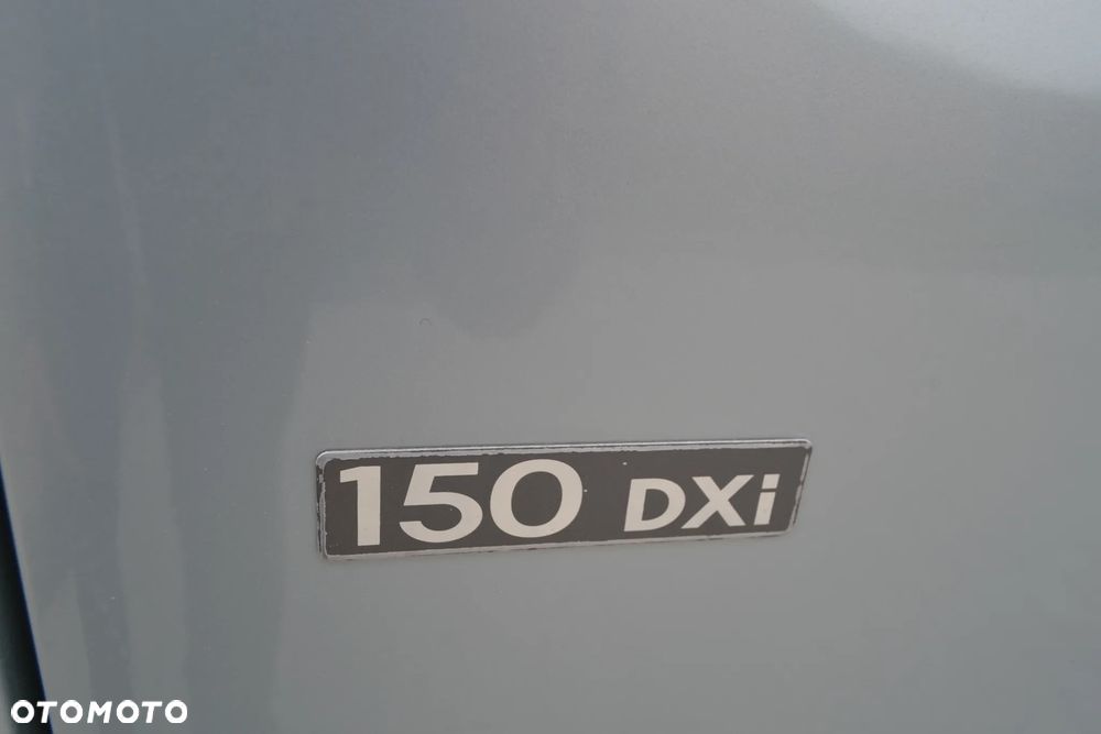 Renault Maxity - 26