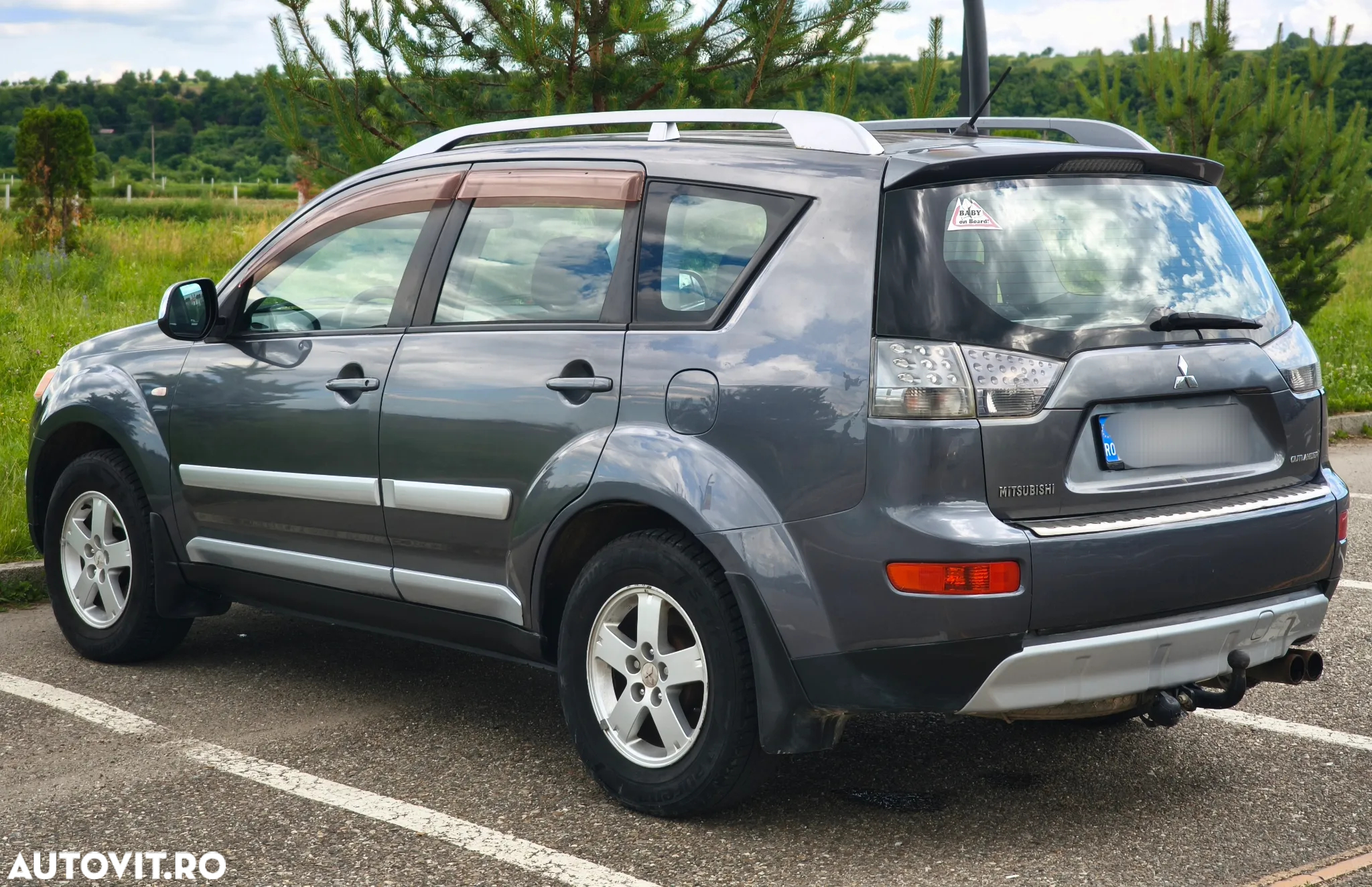 Mitsubishi Outlander 2.0 DI-D 4WD Instyle - 3