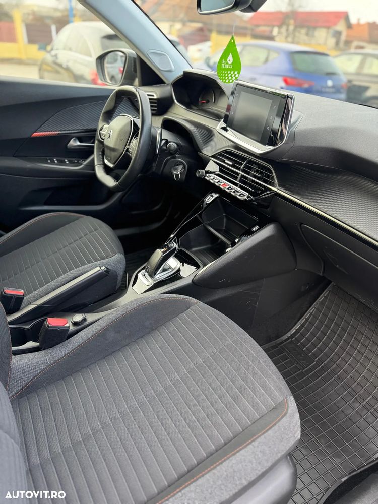 Peugeot 2008 - 6