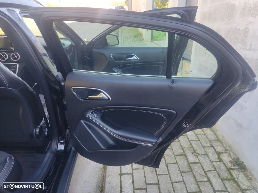 Mercedes-Benz GLA 200 (CDI) d Style - 2