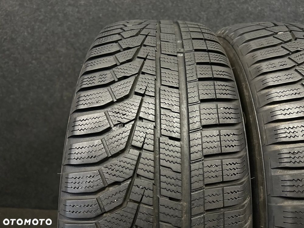 Opony zimowe Hankook Winter Icept EVO2 225/60/17 99H 2szt. - 2