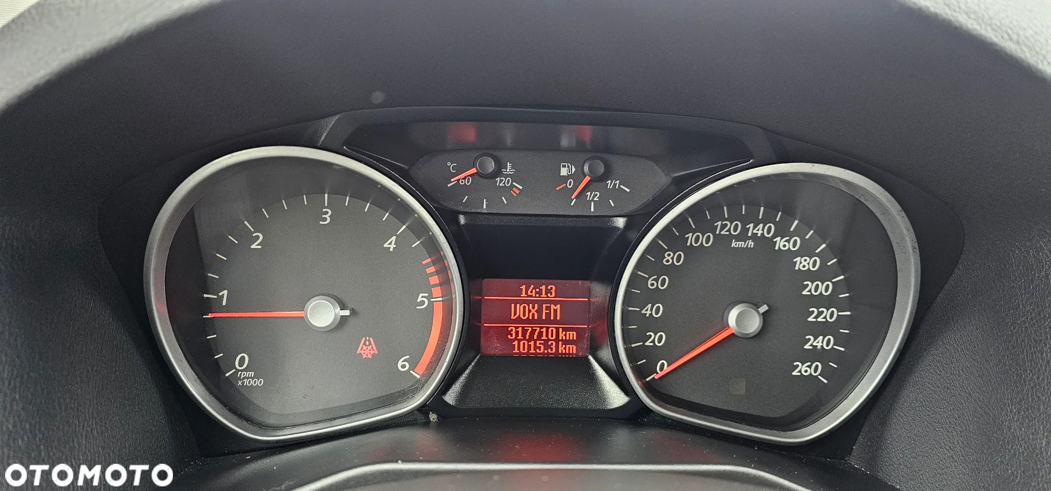 Ford Mondeo 1.6 TDCi Ambiente - 8