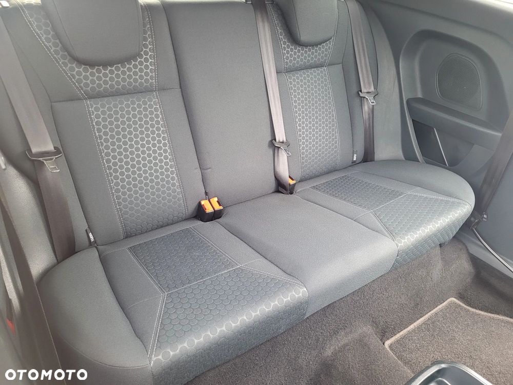 Ford Fiesta 1.6 TDCi Titanium - 25