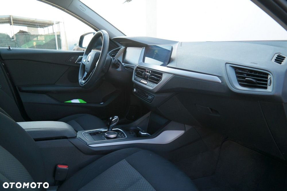 BMW Seria 1 - 12