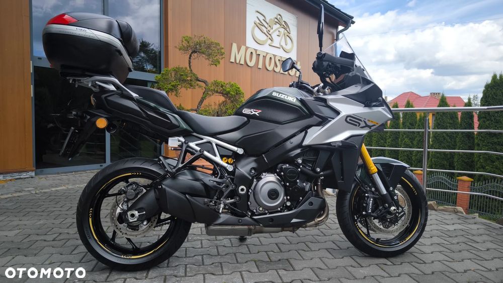 Suzuki GSX 1000 - 9