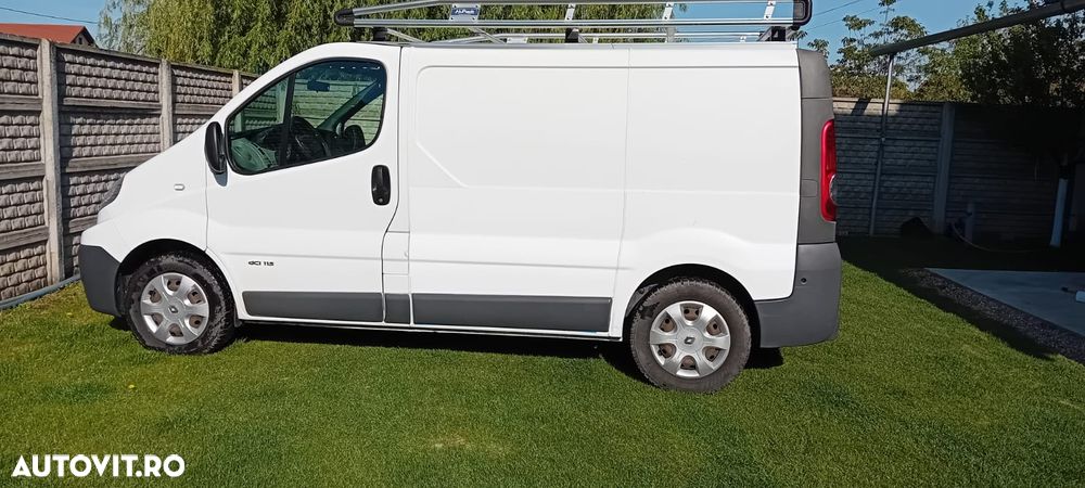 Renault Trafic - 1