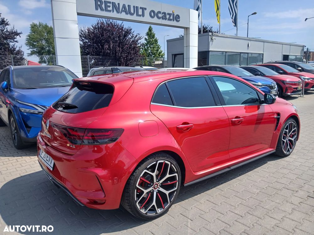 RENAULT Megane 2022 — imagine 2