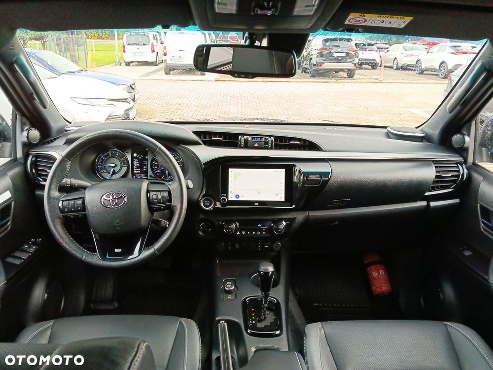 Toyota Hilux 2.8 D-4D mHEV Double Cab Invincible 4x4 - 12
