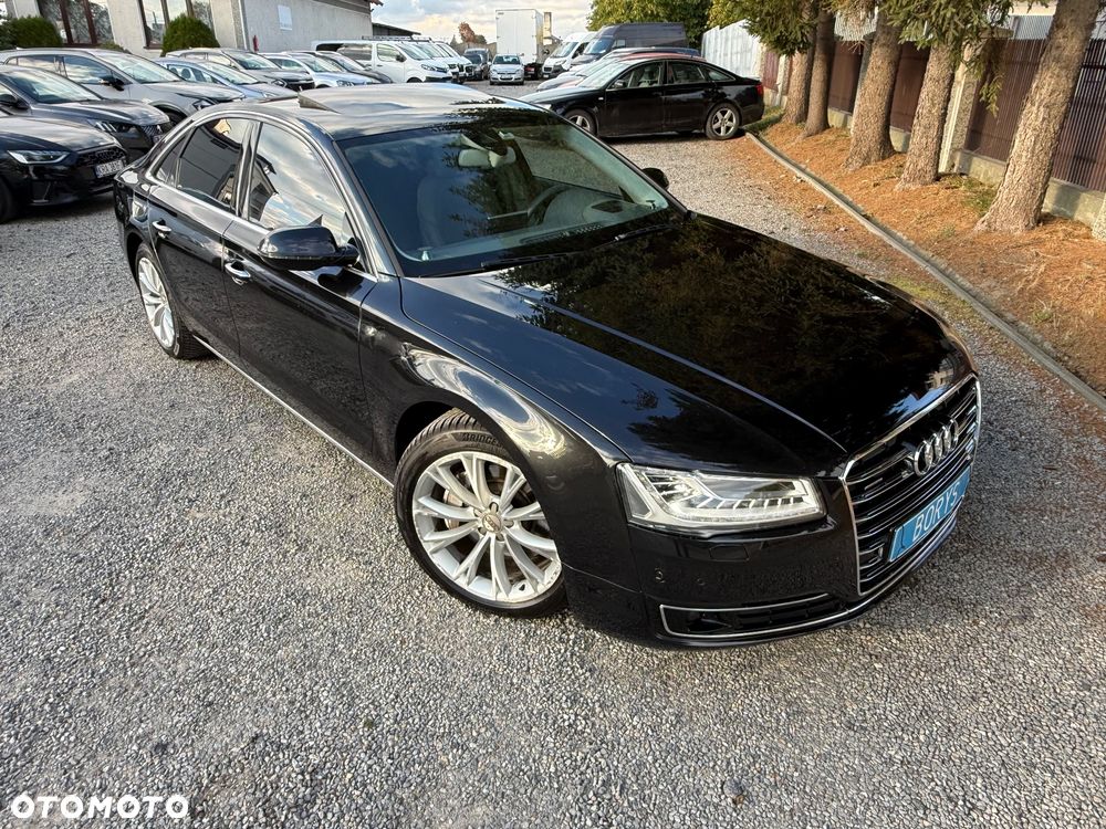 Audi A8 - 35