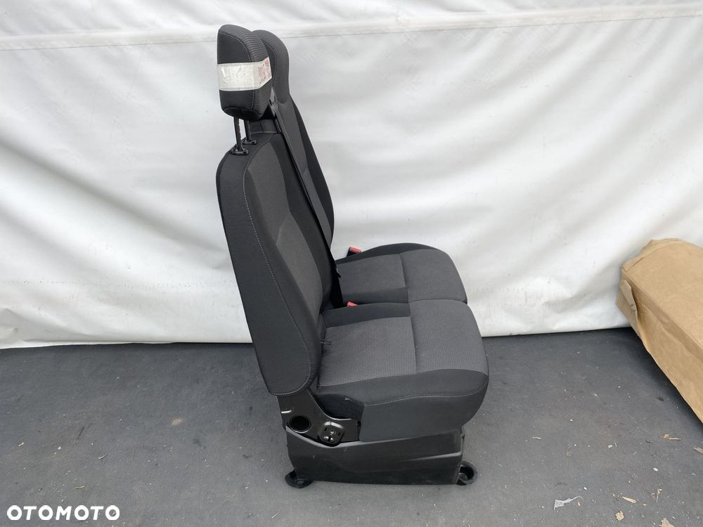 MASTER 3 i 4 NV400 MOVANO 10- FOTEL PRZEDNI PODWÓJNY PRAWY PASAŻERA STOLIK - 7