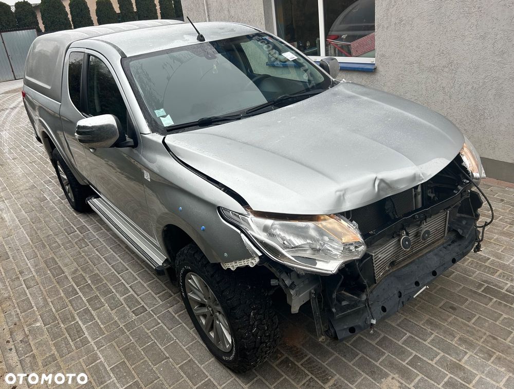 Mitsubishi L200 Pick Up 4x4 S&S Club Cab Diamant Edition - 5