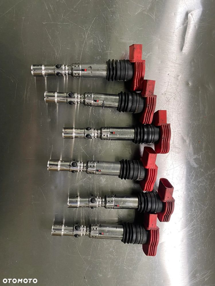 AUDI A4 B6 3.0 ASN CEWKA ZAPLONOWA 0040102051 - 1