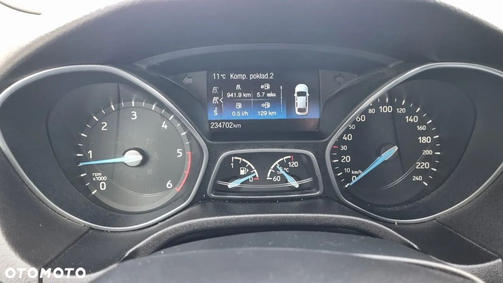 Ford Focus - 12