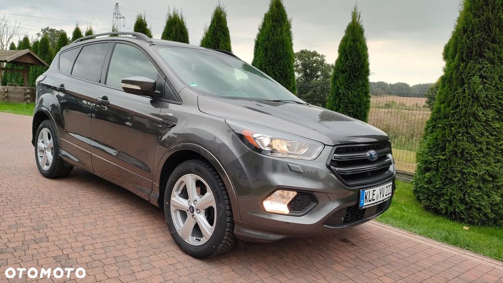 Ford Kuga 1.5 EcoBoost 2x4 ST-Line - 20