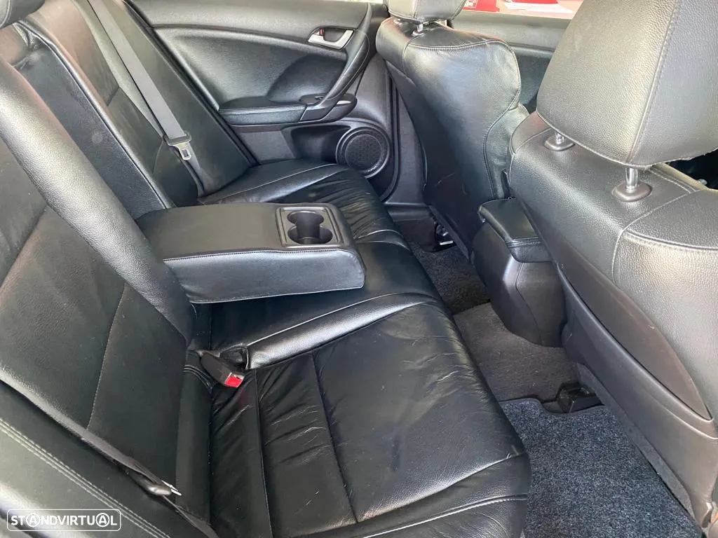 Honda Accord 2.2 i-DTEC Executive - 33