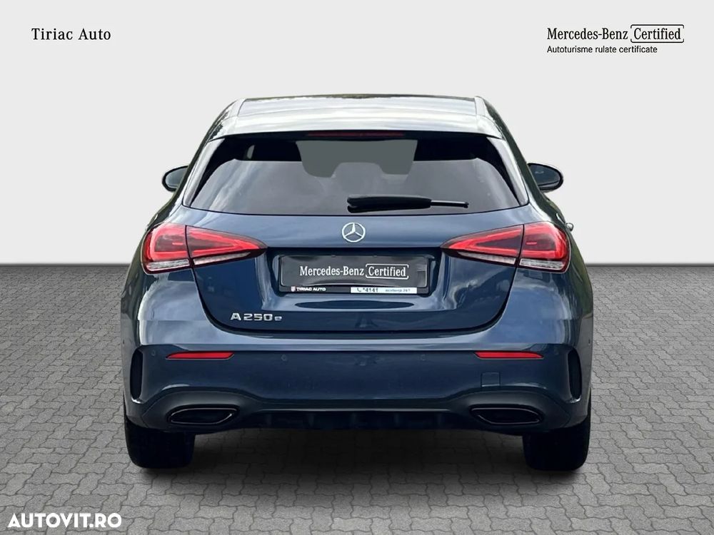 Mercedes-Benz A 250 e 8G-DCT AMG Line - 5