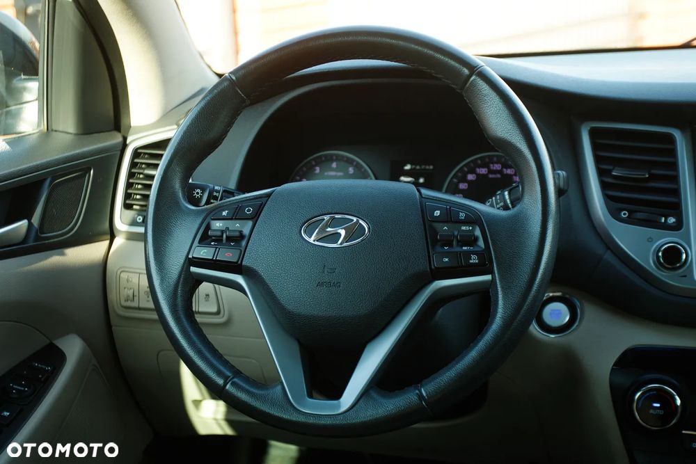 Hyundai Tucson 1.6 GDI BlueDrive Style 2WD - 31