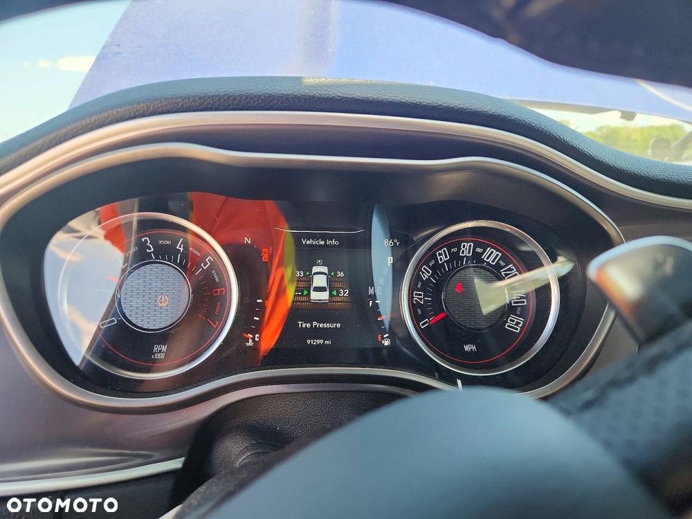 Dodge Challenger 5.7 R/T - 9