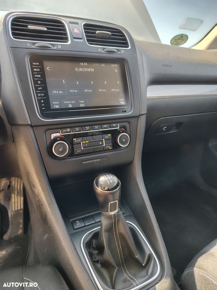 Volkswagen Golf 1.6 TDI DPF MATCH - 12