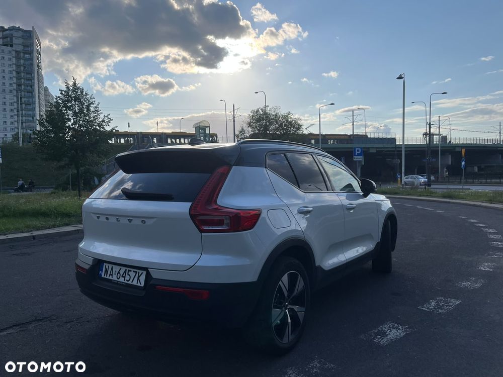 Volvo XC 40 T5 AWD R-Design - 4