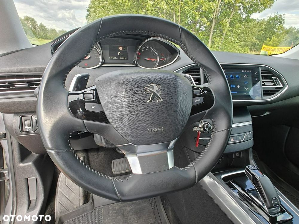 Peugeot 308 - 11