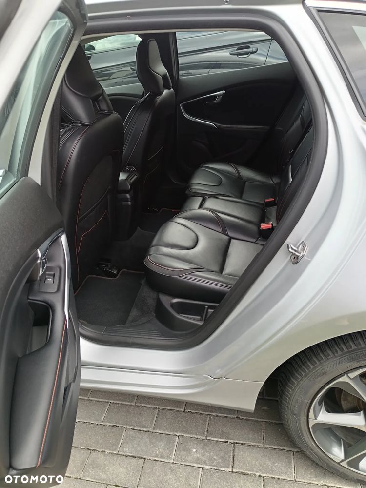 Volvo V40 - 9