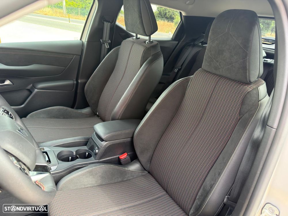 DS DS3 PureTech 130 Aut. PERFORMANCE LINE + - 13