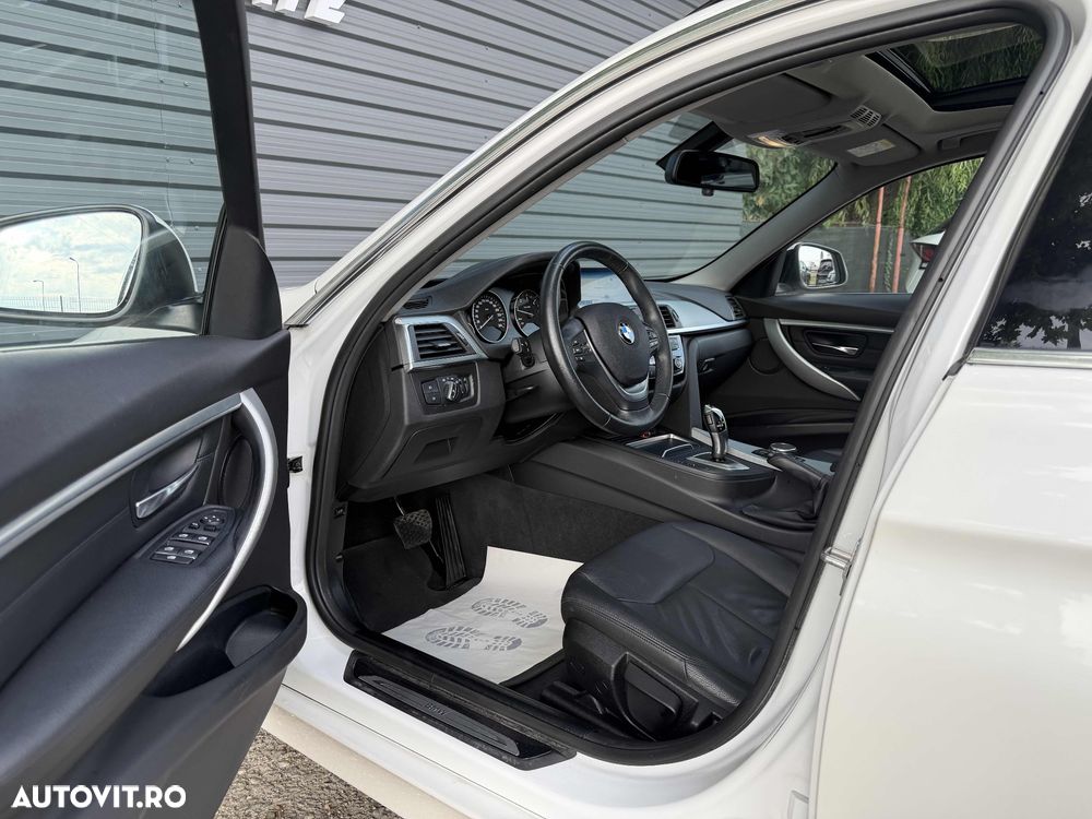 BMW Seria 3 318d Aut. Luxury Line - 13