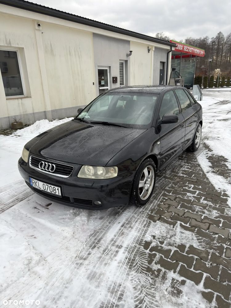 Audi A3 Sportback 1.8T Ambiente - 1