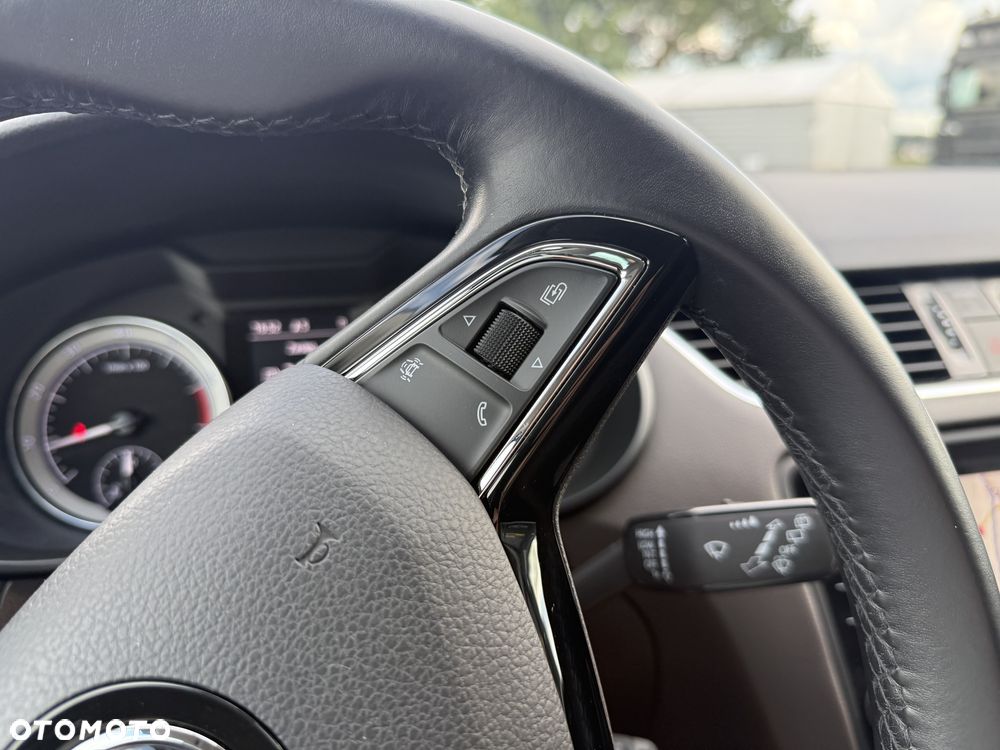 Skoda Octavia Scout 1.8 TSI 4x4 DSG - 24