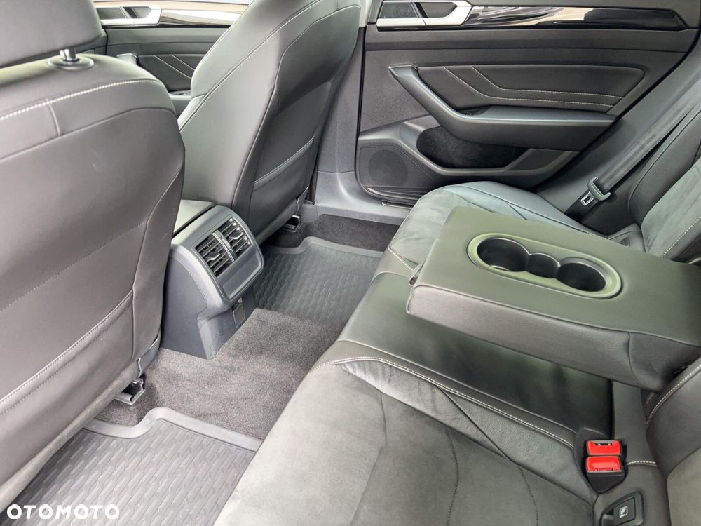 Volkswagen Arteon 2.0 TDI SCR Elegance DSG - 16