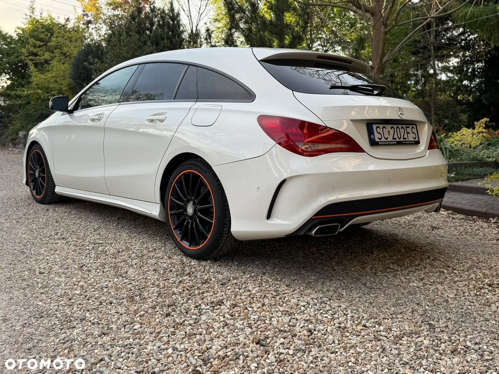 Mercedes-Benz CLA 200 7G-DCT Orange Art Edition - 7