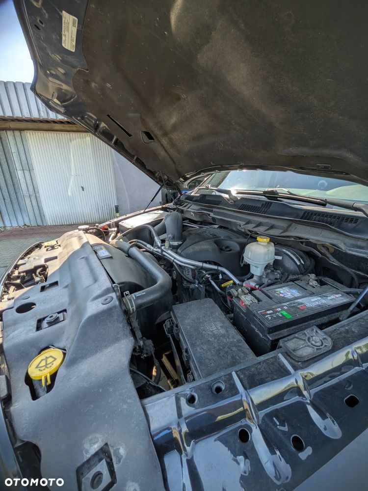 RAM 1500 - 28
