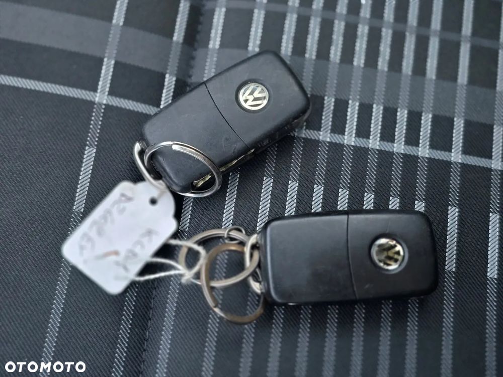 Volkswagen Tiguan 2.0 TDI SCR BlueMotion Technology Exclusive - 37