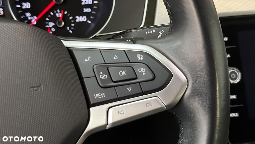 Volkswagen Passat 2.0 TDI EVO Business DSG - 24