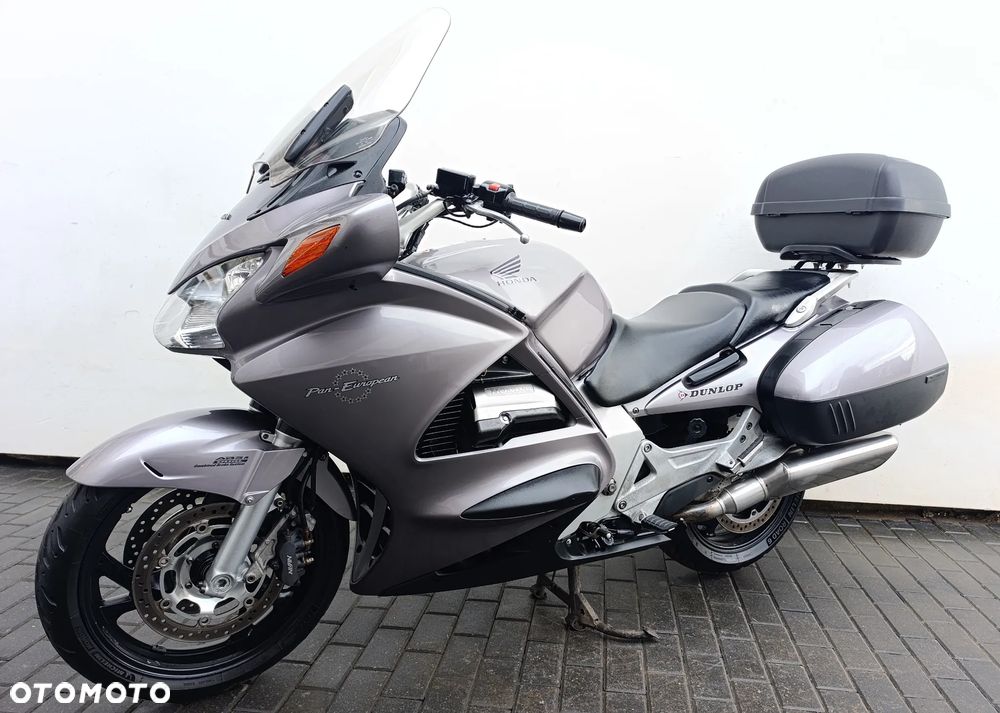 Honda ST - 3