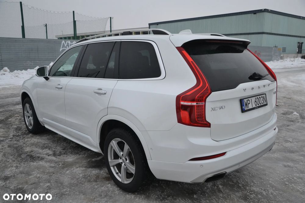 Volvo XC 90 T5 AWD Geartronic Momentum - 5